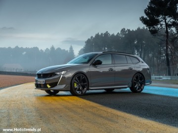 Peugeot 508 Sport Engineered w rękach kierowc&oacute;w zespołu Peugeota